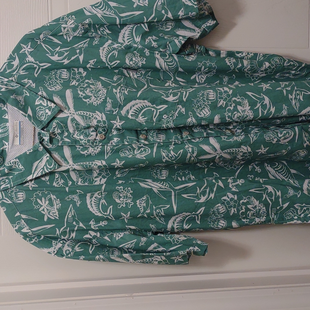 Columbia PFG button up shirt